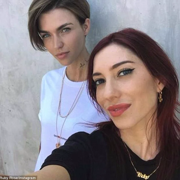曾說要天長地久！Ruby Rose 神秘刪光女友照片　最帥中性女模又恢復單身？