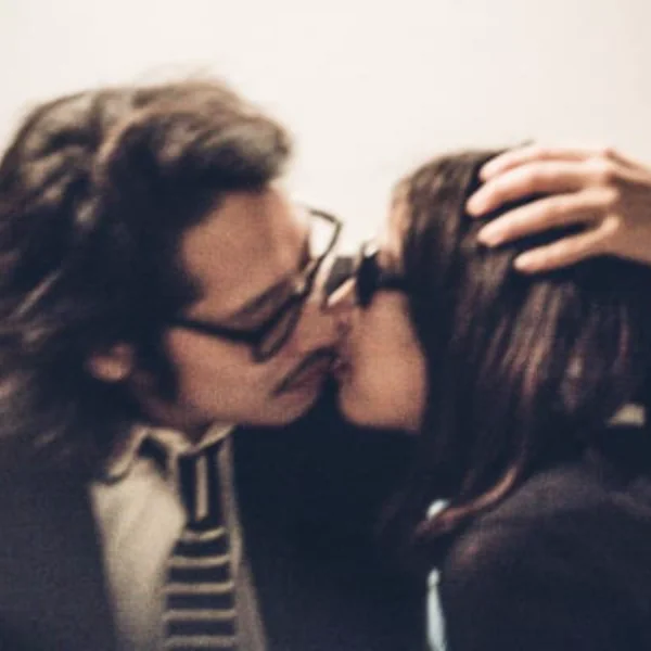 KISS 不算出軌？！根據統計「做這件事才算出軌」！時代真的在變啊...