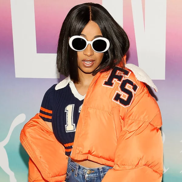泰勒絲〈LWYMMD〉被擠下冠軍寶座！泰勒絲大方送花籃，祝賀饒舌新星 Cardi B