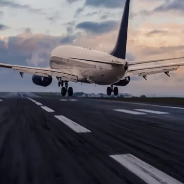 著陸好顛簸並非駕駛技術不好？5 件你應該知道的航空飛機小常識！
