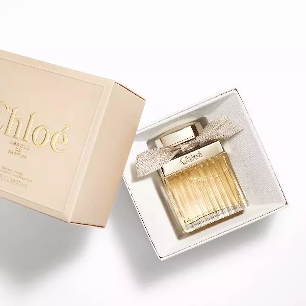 女人摯愛品牌 Chloé 全新推出「十周年紀念版女性淡香」！網友：那個裸色有點太罪惡...