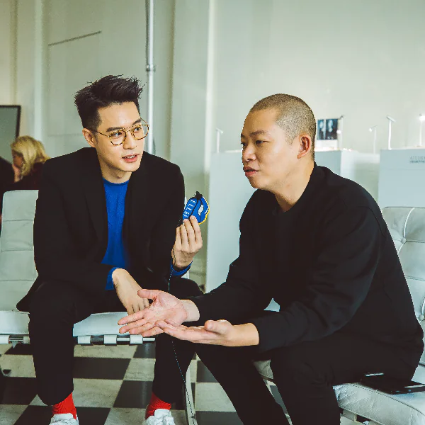 「龐克教母」親唸中國詩詞給周湯豪聽？Nickthereal 巴黎時裝週初體驗帥到分手！