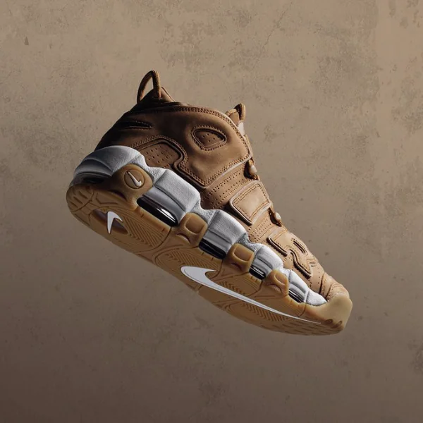 人氣辣模 Adrianne Ho 都說讚！Nike Air More Uptempo 小麥配色　高清細圖曝光！