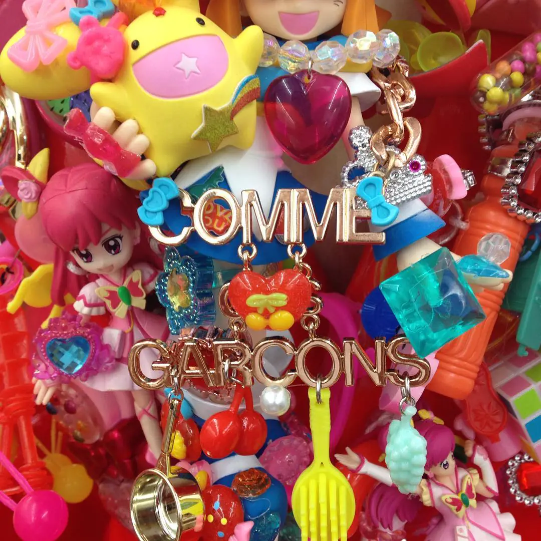 #PFW : Comme des Garçons 2018 春夏季，是由日本少女漫畫 、 Nike 、文藝復興所構成