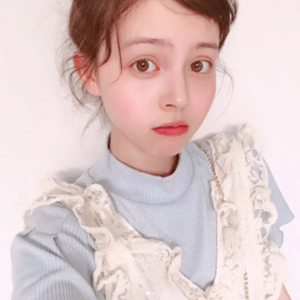 拒當乾妹妹！櫻花妹「吹彈可破肌」都靠「小粉紅泡泡面膜」 網友：瓶身好療癒...