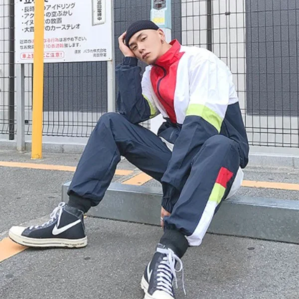 青春校服回歸！以前穿到吐的「運動夾克」現竟成為最強穿搭單品？