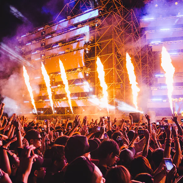 心臟被搶拍！Ultra 2017 最震的不是 Martin Garrix，是 Sony EXTRA BASS 重低音無線藍牙喇叭啊！