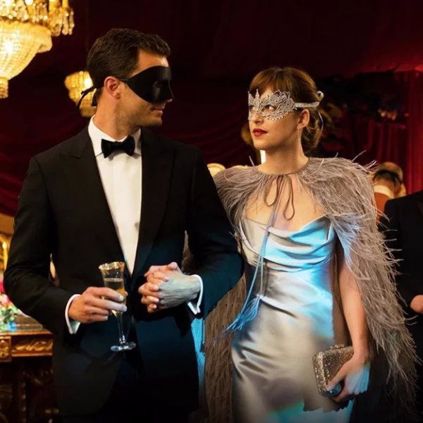 超大膽的預告！Jamie Dornan 揚言會展現更多「男子氣概」，Dakota Johnson 向觀眾保証：要 Mr.Grey 更袒露！