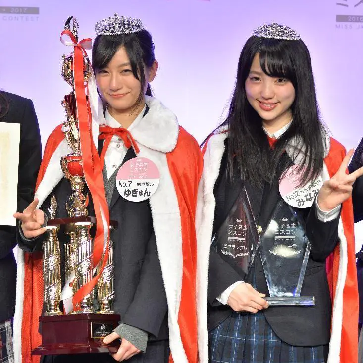 慘被全日網友霸凌！2018 日本「最可愛女高中生」選拔開打　秋田縣代表遭酸像「吉祥物」崩潰退賽！