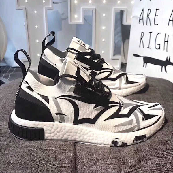 「帝王荊棘」將重現江湖？JUICE x adidas Consortium NMD Racer配色曝光