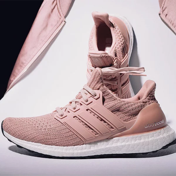 adidas Ultra Boost 又要出新款！？這粉粉的配色難道是女生專屬的？