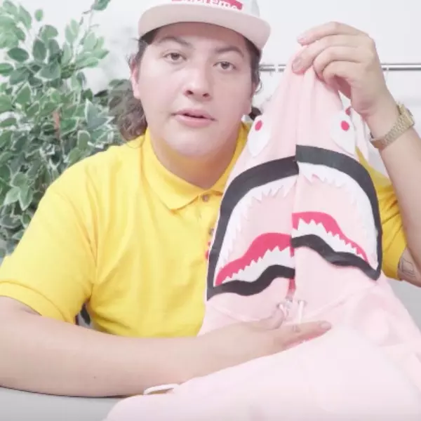 買不起「貴鬆鬆」的潮牌？ 國外 YouTuber 教你花少錢「 DIY 潮物」！