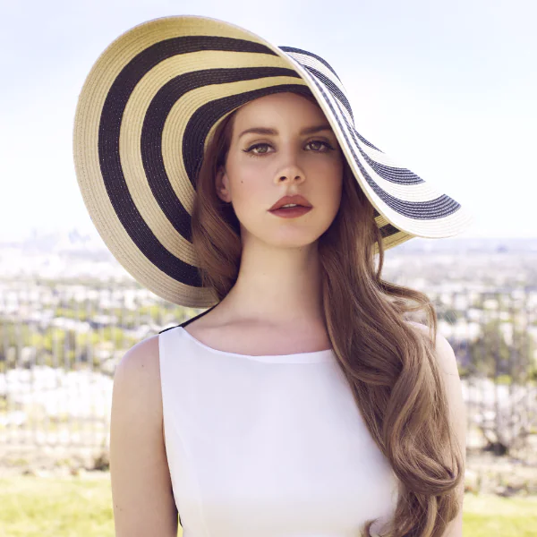 【懶骨頭】最適合 11 月的迷幻嗓音！讓 Lana Del Rey 陪伴你 Chil 整個周末