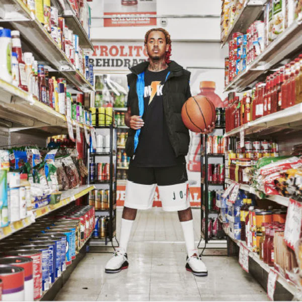 JORDAN品牌與GATORADE合作推出“LIKE MIKE”系列