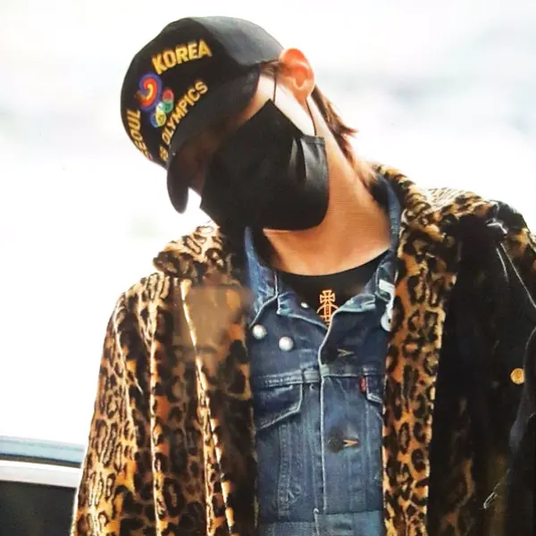 好有型！GD《最新穿搭》一身潮牌飛日本BIGBANG演唱會！