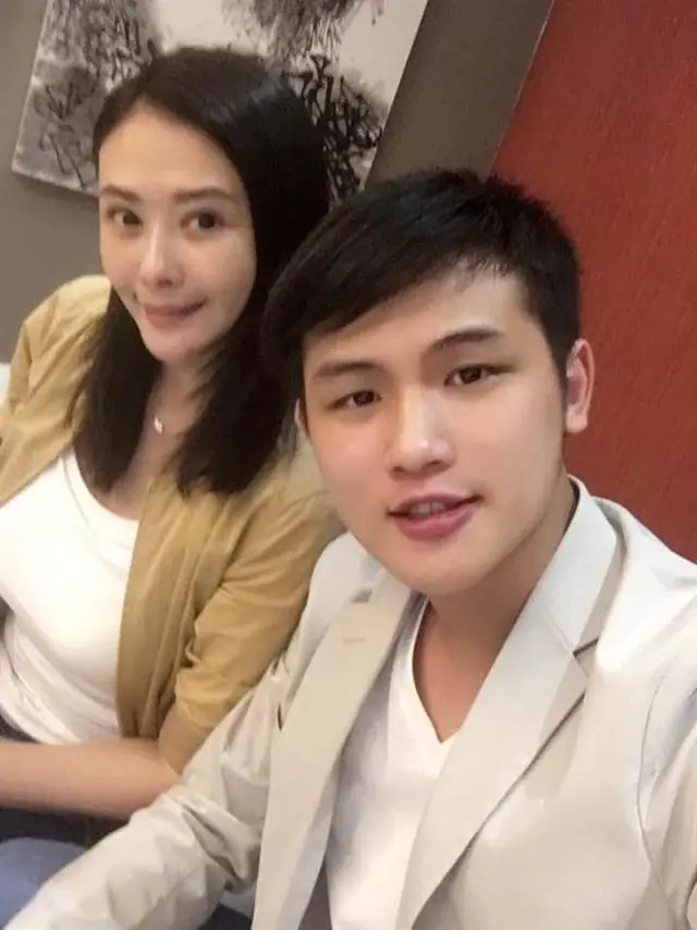 愛情力量大！蕭淑慎嫩臉嫁了 26 歲小鮮肉