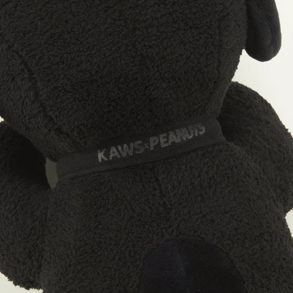UNIQLO x KAWS x PEANUTS 再度攜手推出聯名系列！哪個單品是 JUKSY 編輯的心頭好！？