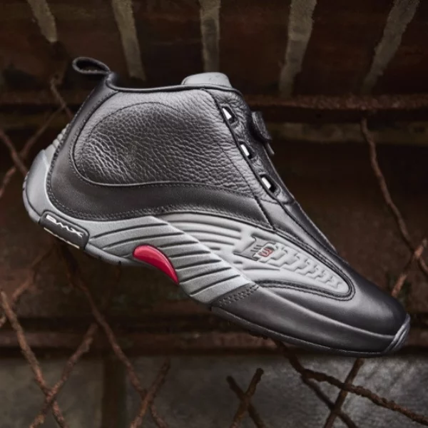 Allen Iverson 戰神光環經典再現 Reebok Answer IV 客場復刻配色 全台限定回歸