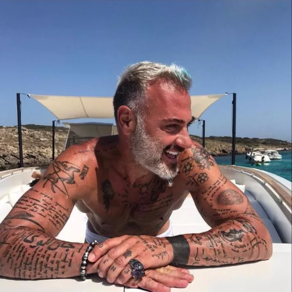 義大利富豪不炫富炫肌肉，看不出來 50 歲的健美身材！