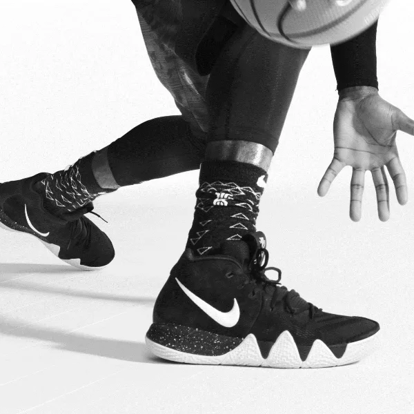 Kyrie Irving 的設計師新搭檔以及他的最新簽名鞋