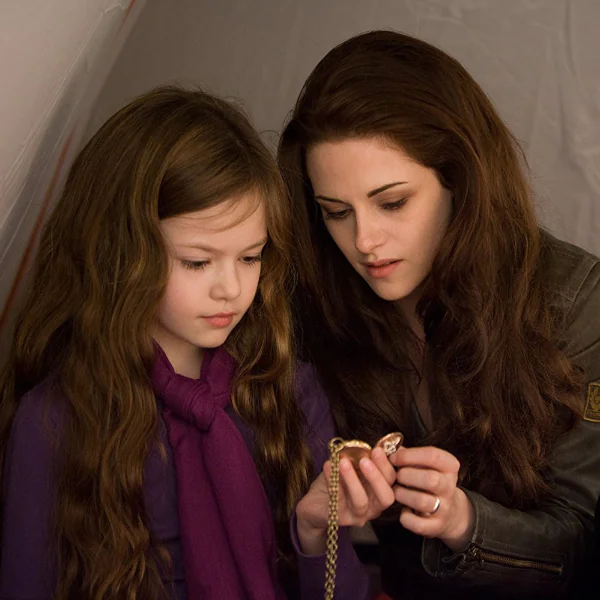 貝拉跟艾德華女兒長大了！Mackenzie Foy 與綺拉奈特莉、摩根費里曼等巨星主演《胡桃鉗與奇幻四國》