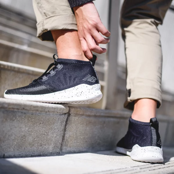 什麼！潮鞋也能跑步？ New Balance Cypher Run 讓你在危急的時刻也帥氣依舊