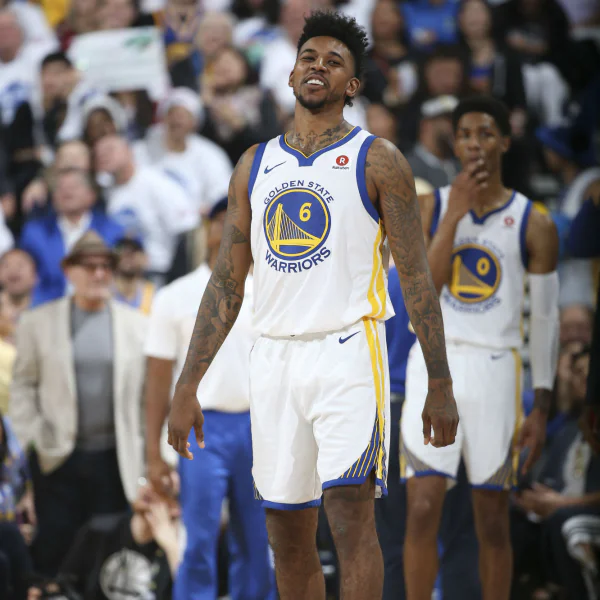 聖誕大戰花絮！Nick Young 腳下這雙球鞋可讓不少了老鞋迷抖了一下啊