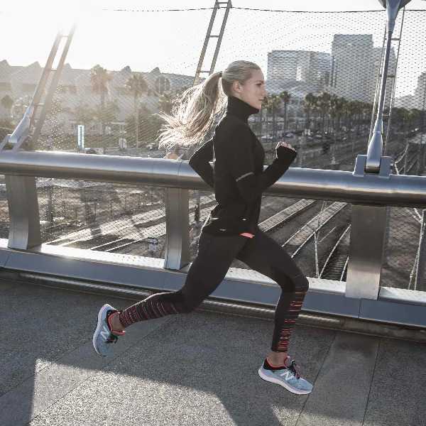 New Balance 為女生量身打造極致的跑步體驗 全系列女性專屬運動裝備 頂級專業避震跑鞋1080、高強度訓練鞋 Crush 「我跑我盛開」半馬訓練計畫，帶領女性探索自己的盛開之道！