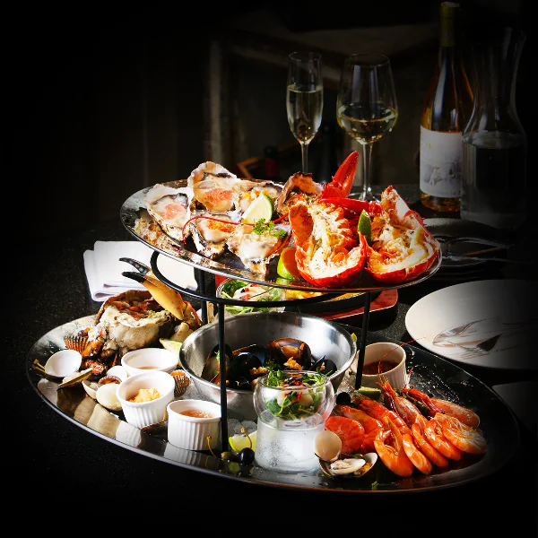 『花酒蔵海鮮吧』 紐約最夯的 GrillSeafoodBar 首豋信義區 101 煙火搖滾區