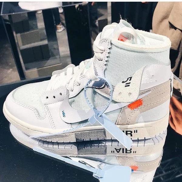 小腳女鞋頭注意！Virgil Abloh x Nike Air Jordan 1 全新配色將推出女生尺碼？
