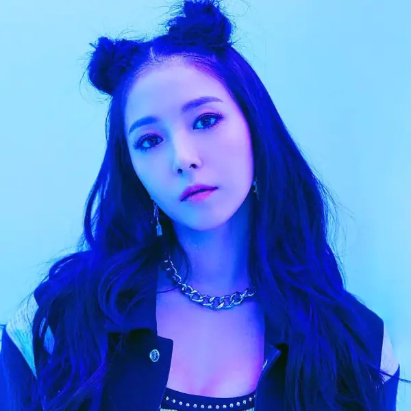 華麗回歸 ！南韓天后 BoA 寶兒攜新單曲〈NEGA DOLA〉展現 Girl Crush 街頭魅力！