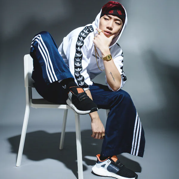 整套穿更帥！偷學嘻哈新星 OZI 用 adidas Originals EQT 全新系列，穿出 3 大最具態度的街頭潮流 LOOK