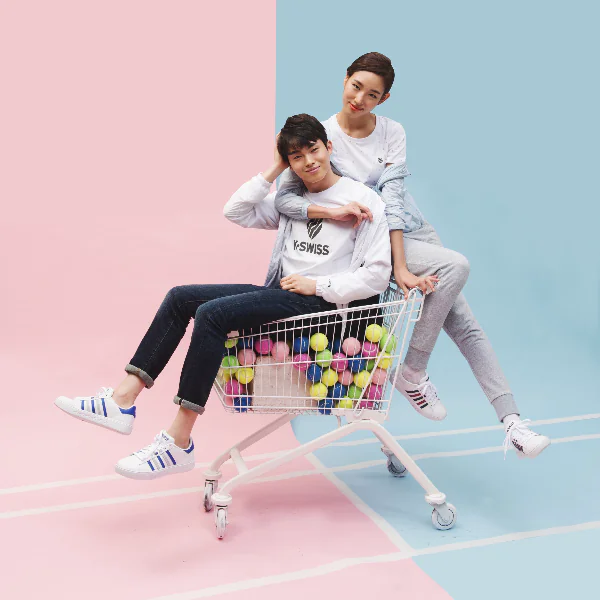 K-Swiss Pershing Court 進化問世 未來設計感別具的極簡經典