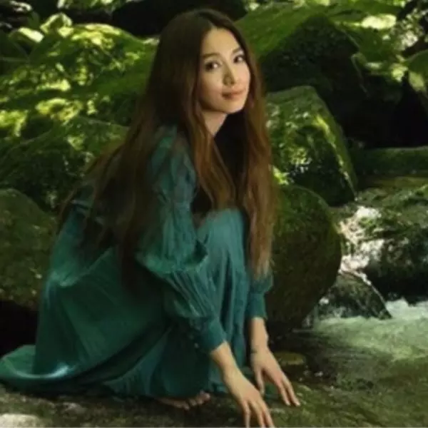爆紅旅行青蛙真人版 Hebe田馥甄照片神複製成「佛系精神」