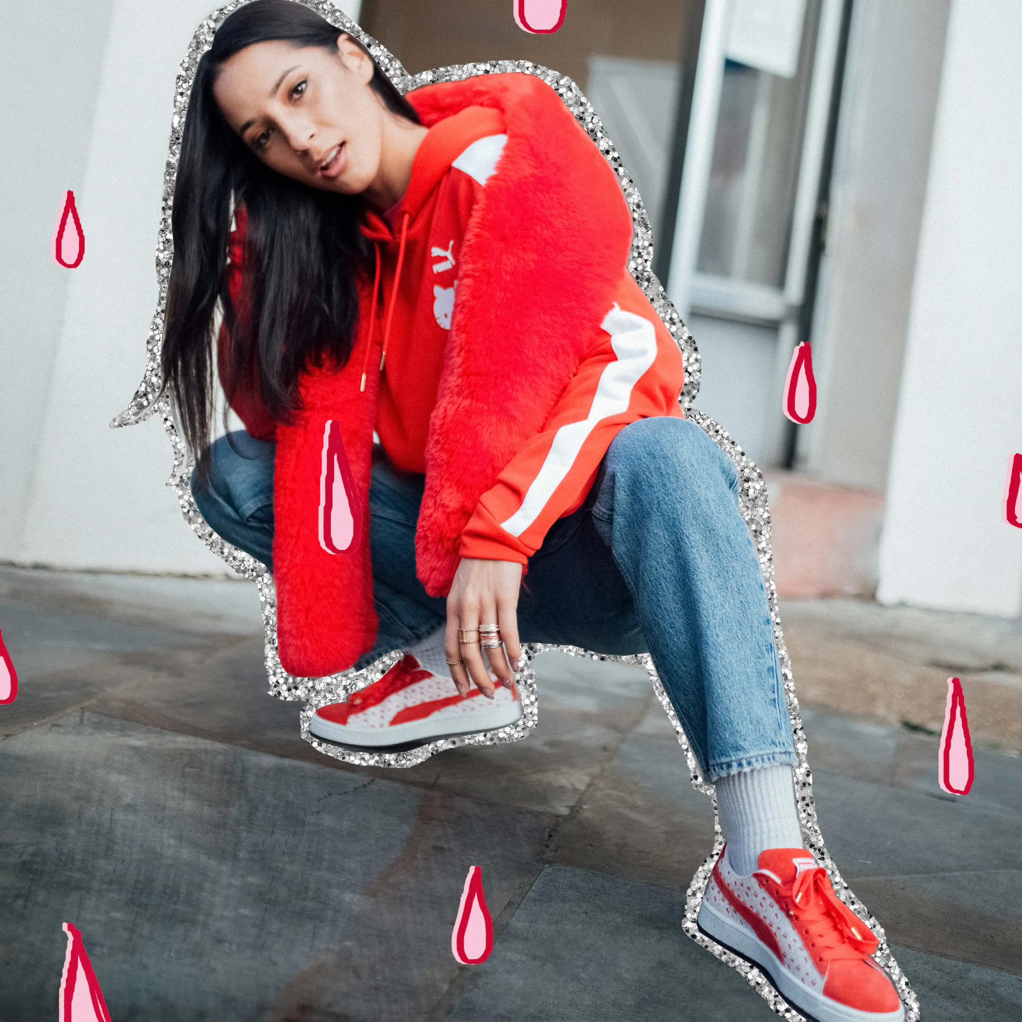 凱蒂貓好潮！歡慶 PUMA SUEDE 50 週年推出 PUMA × HELLO KITTY 潮萌聯名系列！佈滿可愛 KITTY 與經典牛奶瓶塗鴉激起妳的少女心！