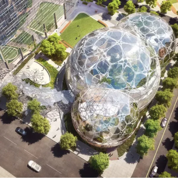 在熱帶雨林裡工作！Amazon 把 4 萬種植物搬到辦公室