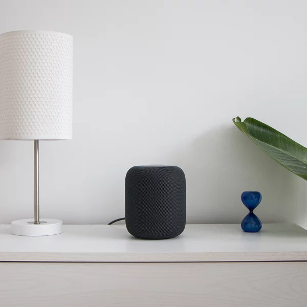 出事了！Apple 推出的「最強喇叭」HomePod 竟然會破壞家裡的家具？