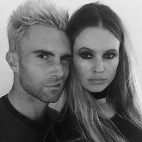 亞當李維老婆 Behati Prinsloo 順利生下女兒 Gio Grace Levine！亞當：我老婆想要 100 個小孩