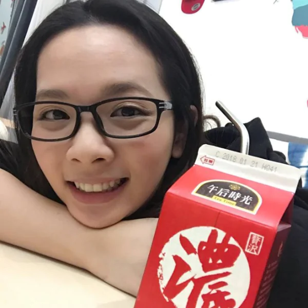網紅女神賀年新片嚇瘋粉絲　網友熱議：以為『滴妹』去整形了