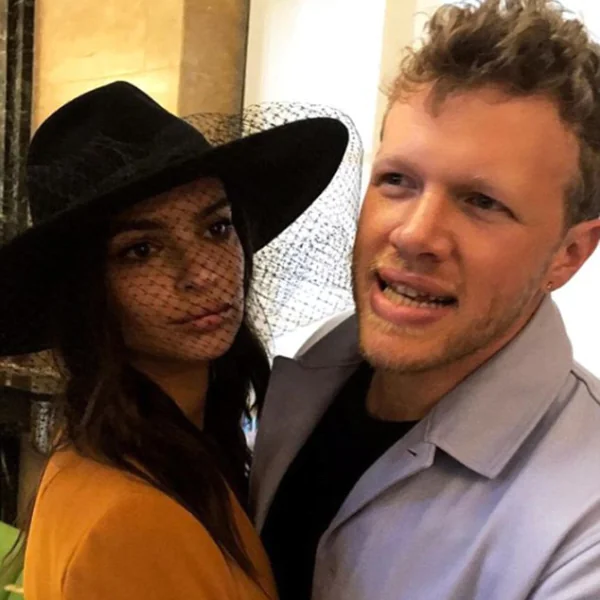 《控制》火辣小三 Emily Ratajkowski 秘密完婚！跟老公竟然只交往數週...