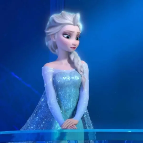 《冰雪奇緣 2》要為艾莎女王找女朋友？導演首度正面回應！