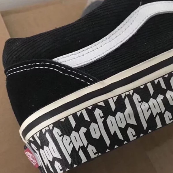 小賈最愛潮牌加持！Fear Of God x Vans  Old Skool 完整樣貌搶先看