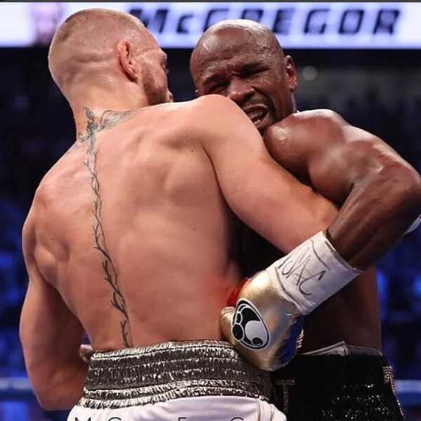 「世紀拳賽續集」原來是假的！雷哥表示「還好老梅退休了，不然 UFC 規則可是很殘酷的」