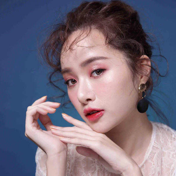 MAYBELLINE 推出「 8 色超好駕馭金屬唇」！ 1 支 5 用超省！