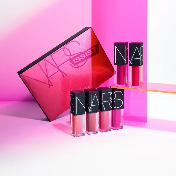 再度襲擊荷包！NARS 推出限量「迷你版惹火唇釉組」，精挑美色全收入！