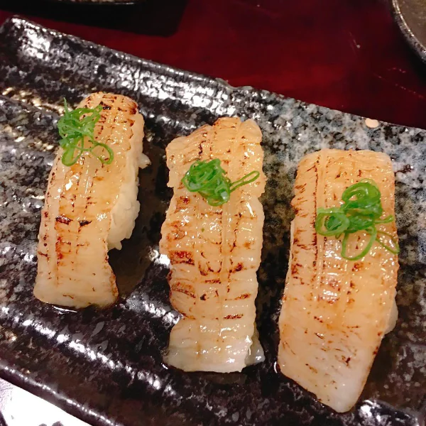 夜貓族的慰藉！加班到半夜也吃得到的 5 間「不打烊美食」特搜　網友：終於不用吃冷飯...