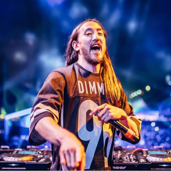 STEVE AOKI 回應酸民：放馬過來吧！這些批評對我的表演還有喜歡我的群眾來說根本沒差！