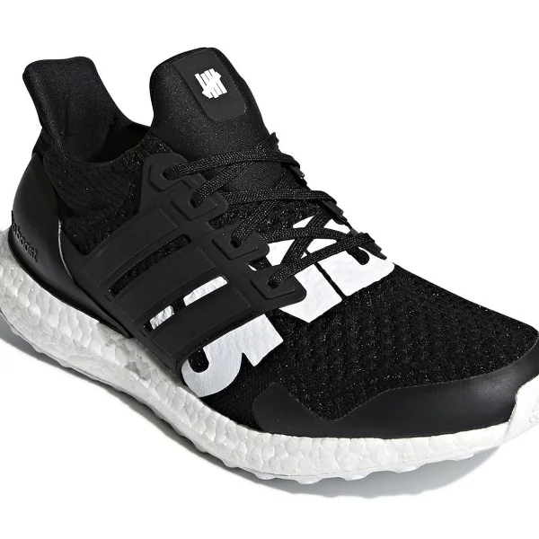 〔春日輕造型〕「 CEO 親上腳」！UNDEFEATED x adidas UltraBOOST 4.0  黑白版本即將登場！