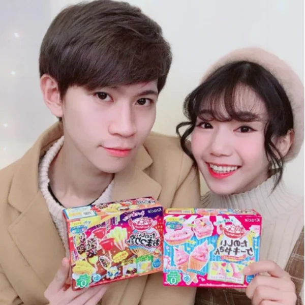 眾量級「Andy」爆兇大吼「家寧」　霸氣壓上床強吻，惹網崩潰：為何連愚人節都要閃