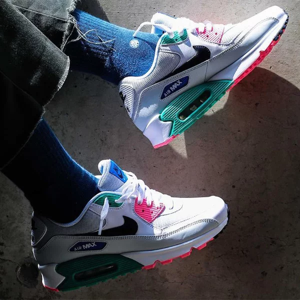 準備迎接夏季的來臨！Nike 即將推出 Air Max 90「夏季海洋」配色！